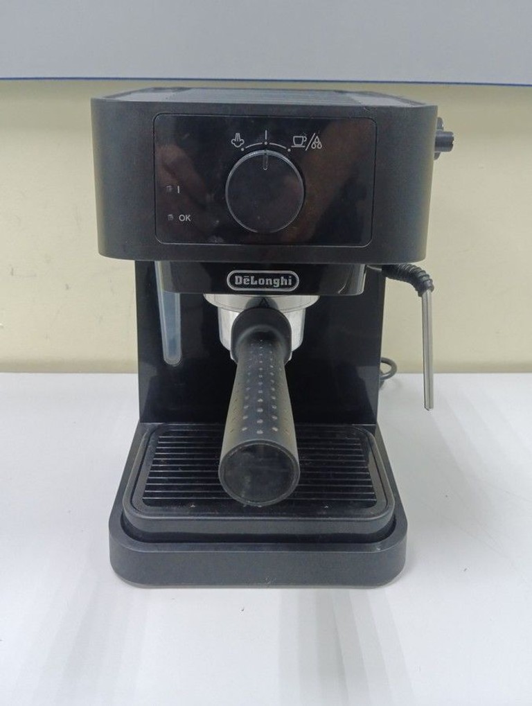 Оголошення Delonghi EC 230.BK Б/У