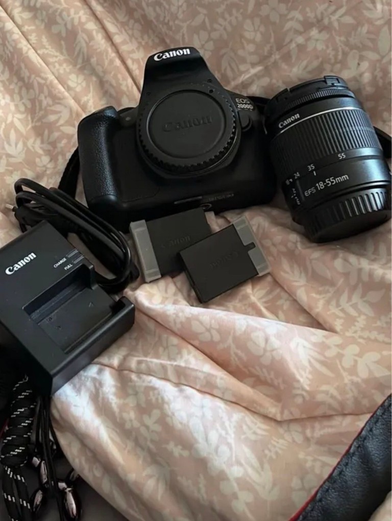 Купить Canon 2000d Б/У