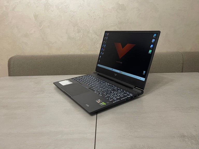 Объявление HP Victus 15-fb1013dx, 15.6"  Б/У