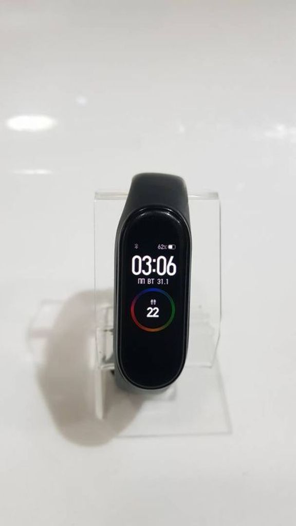 Купити Xiaomi Mi Smart Band 4 Black Б/У