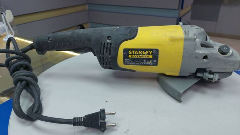 Stanley FMEG232