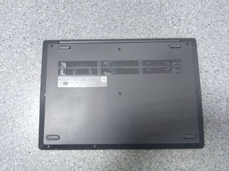 Lenovo core i5 7200u 2,5ghz/ ram8gb/ hdd1000gb/ gf mx130/1920x1080