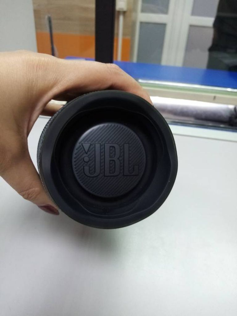 Jbl charge essential 2