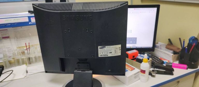 Оголошення Samsung 720n Б/У
