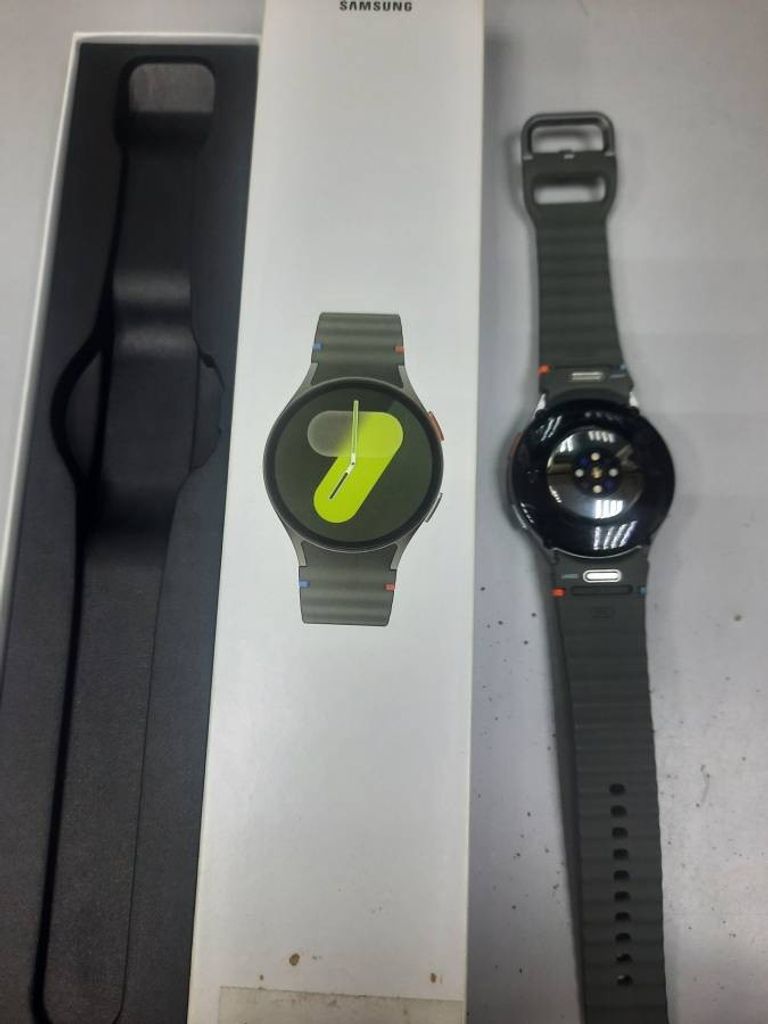 Дешево Samsung galaxy watch 7 44mm з ломбарду