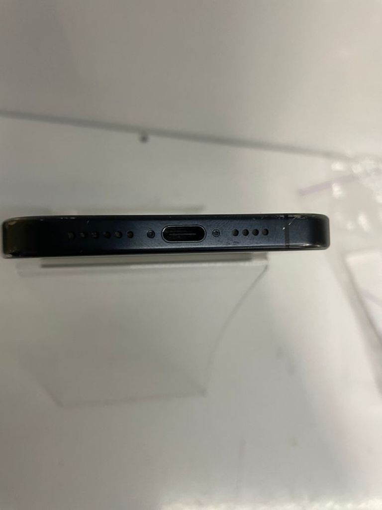 Apple iphone 15 pro max 256gb Код:01-200411891. Изображение 7