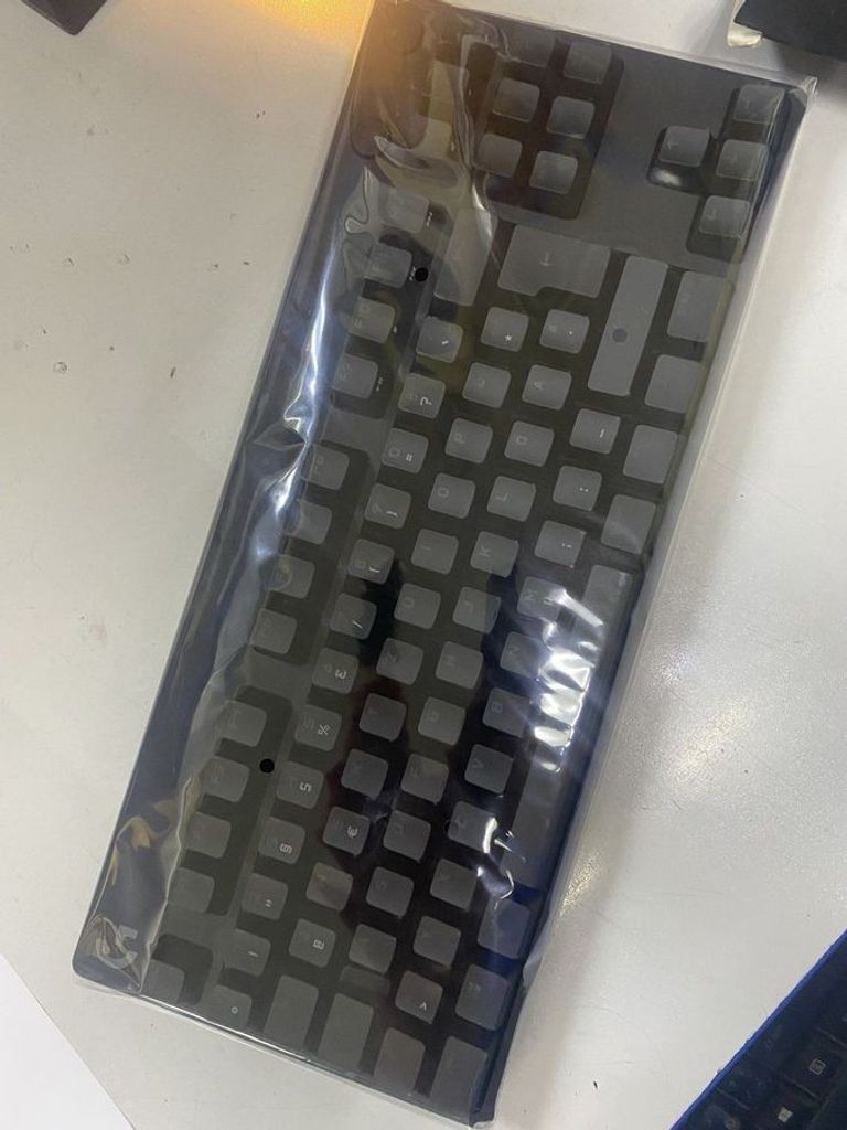 Дешиво Logitech g pro mechanical с ломбарда