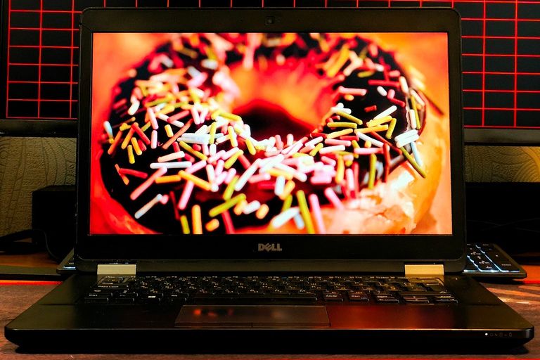 Купити Ноутбук Dell Latitude E5470 i5 DDR4 RAM 256gb M.2 SSD Б/У