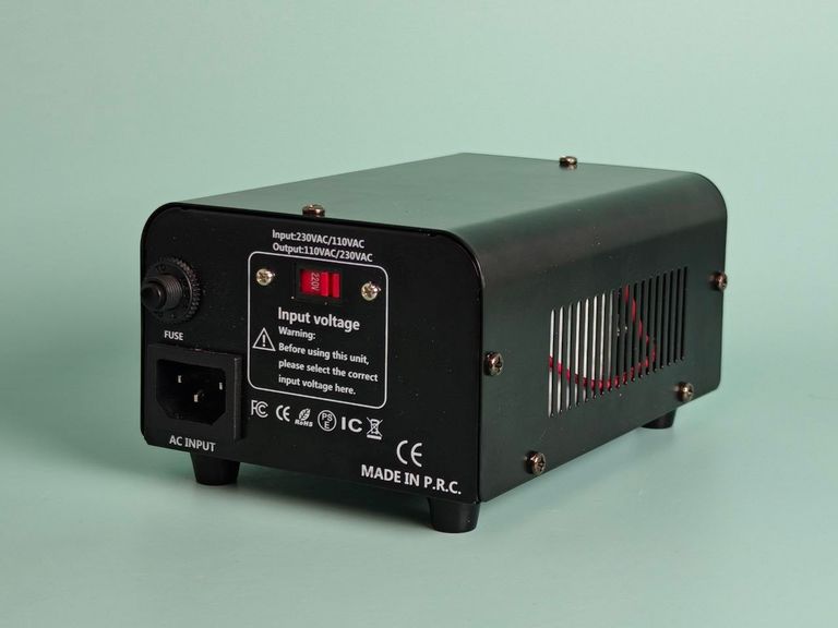 Оголошення Перетворювач напруги 500W 110V-230V 230V-110V LVYUAN DT-500VA. Новий. Б/У