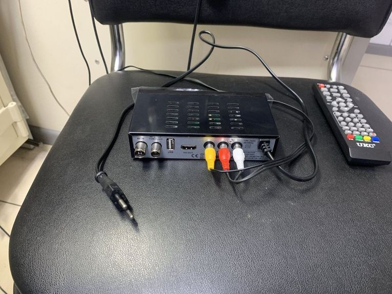 Дешиво Без Виробника ukc. t2-0968 с ломбарда