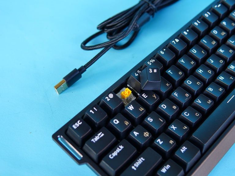 Дешиво Madlions MAD 60 HE RGB 1000 HZ с ломбарда