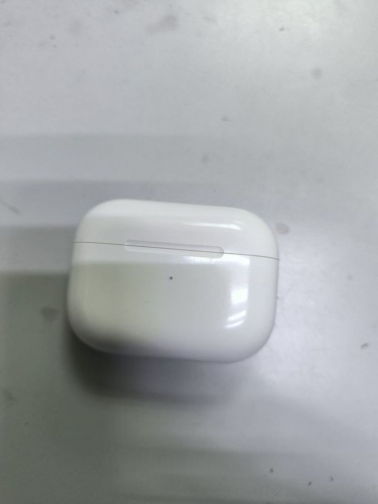 Купить Apple airpods pro 2nd generation with magsafe charging case usb-c Б/У
