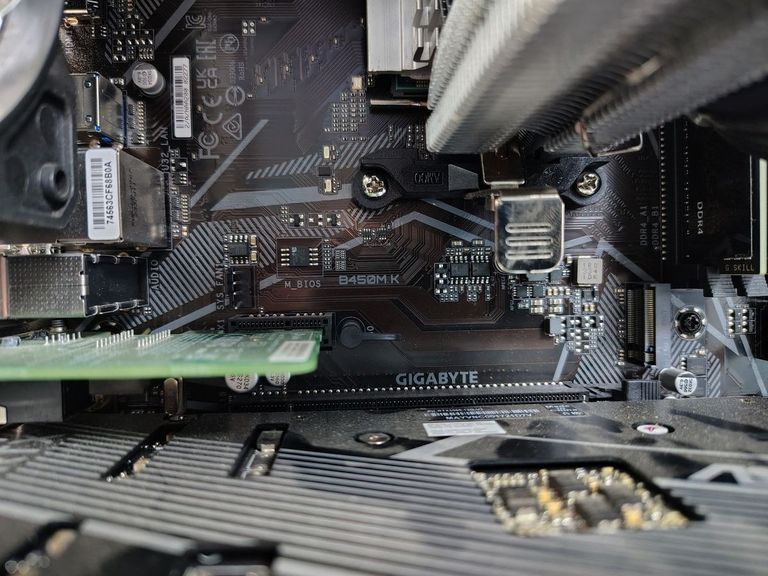 Пк amd ryzen 5 5500/ram 16 gb/hdd відсутній/ssd 960 gb/nvidia rtx 3060 (geforce) 12gb gddr6 192bit Код:01-200741097. Изображение 7