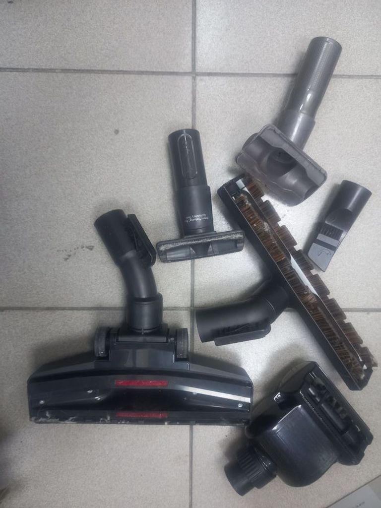 Bosch Serie 2 BGS05X240 Код:01-200744547. Зображення 6