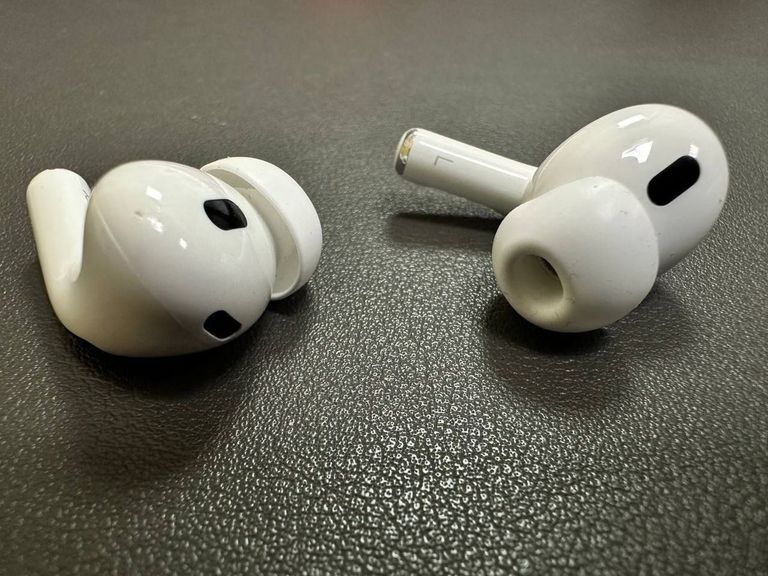 Распродажа Apple airpods pro 2nd generation with magsafe charging case usb-c, продавец Техноскарб