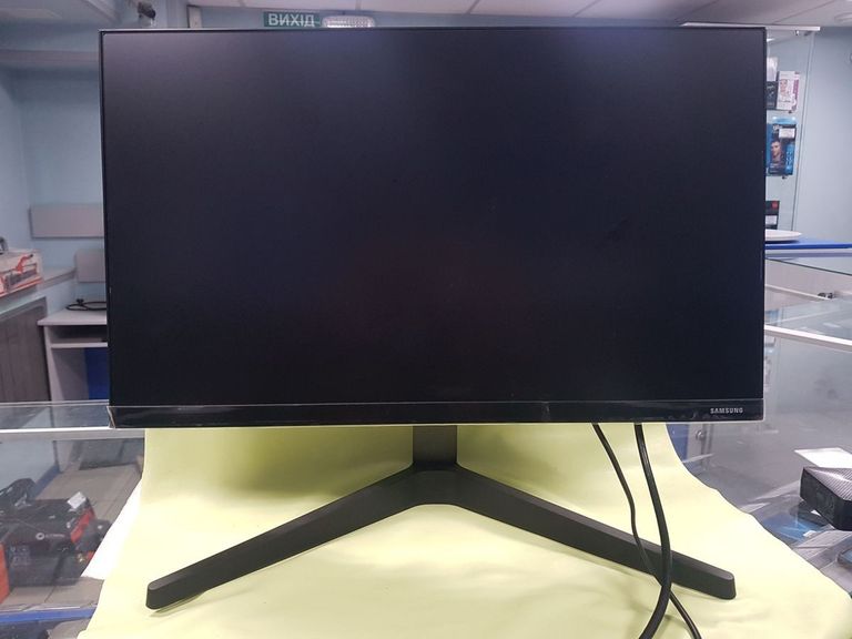 Оголошення Samsung lf22t350f Б/У