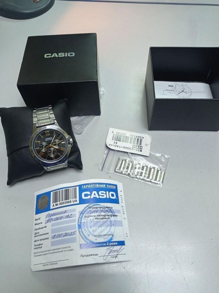 Дешиво Casio mtp-v300 с ломбарда