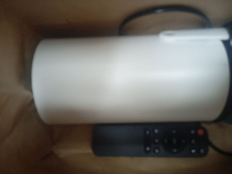 Дешево Led Projector m300 max/hy300 4k uhd з ломбарду