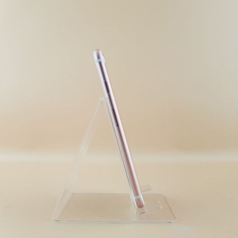 Apple iPhone 7 32GB Rose Gold (MN912) Код:000067041. Изображение 4