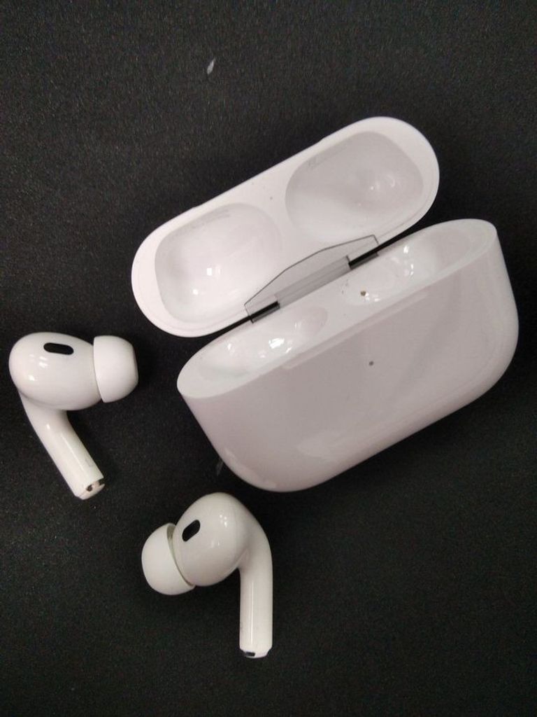 Apple airpods pro 2nd generation magsafe Код:01-200790180. Изображение 5