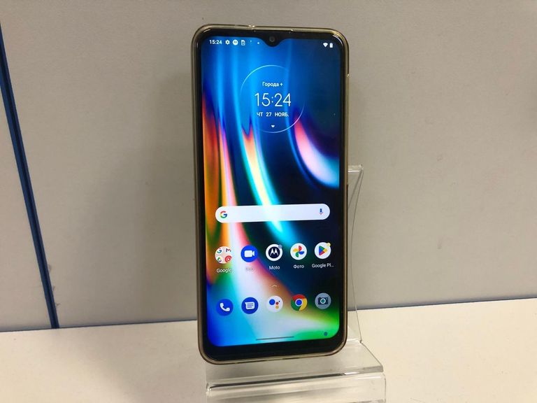 Купити Motorola xt2083-3 moto g9 play 4/64gb Б/У