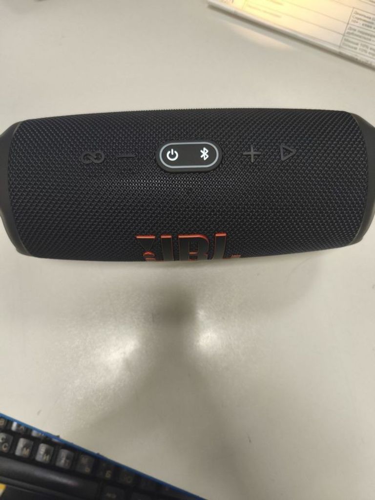 Дешиво Jbl charge 5 с ломбарда