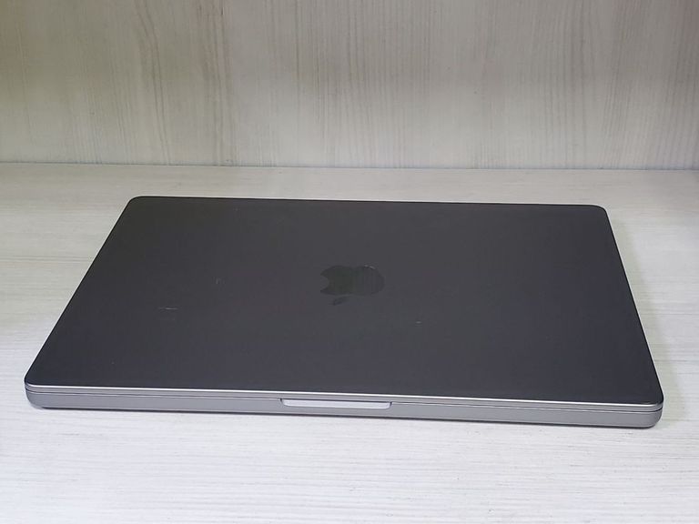 Apple macbook pro 14 / a2918 / apple m3/ ram 8gb/ ssd 512gb/ 10 core gpu Код:01-200808996. Изображение 6