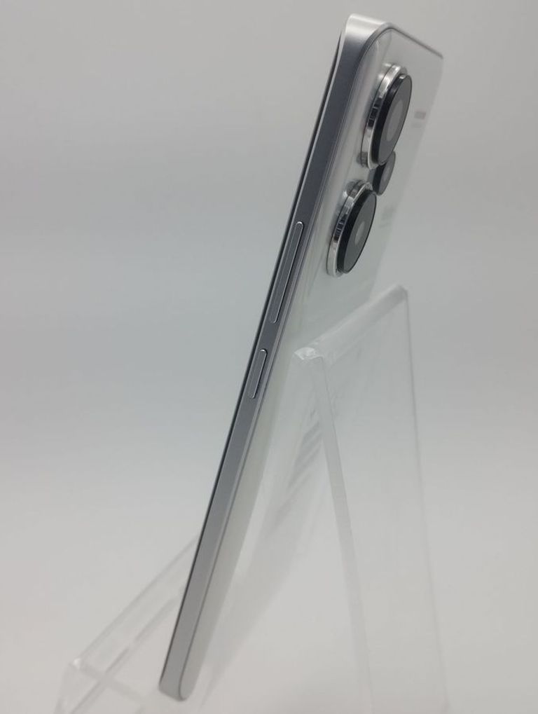 Xiaomi Redmi Note 13 Pro+ 12/512GB Black Код:01-200817513. Изображение 8