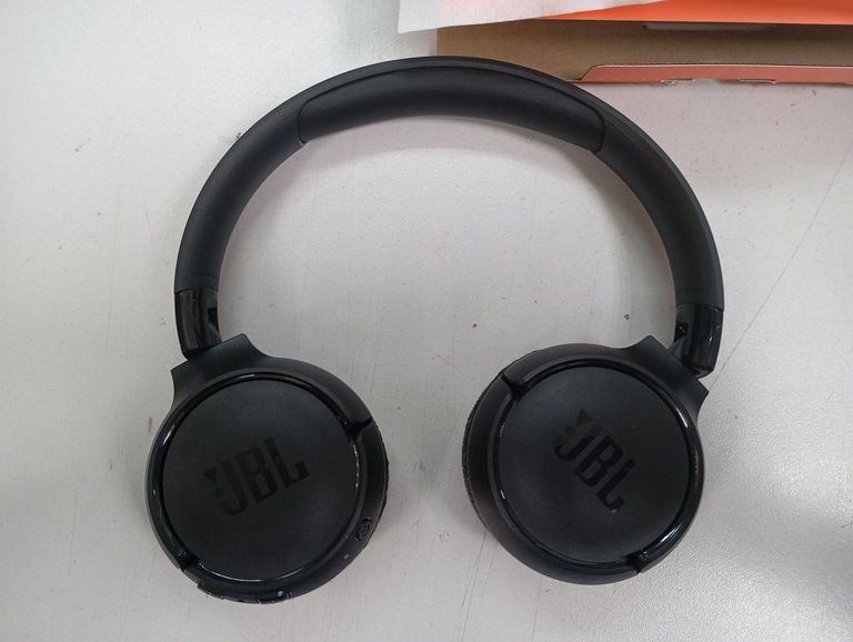 Дешево Jbl tune 520bt з ломбарду