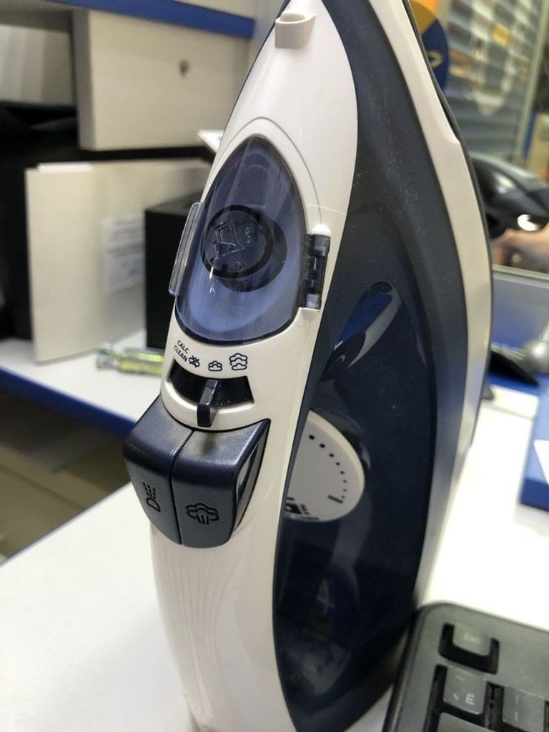 Дешиво Philips GC1434/70 с ломбарда