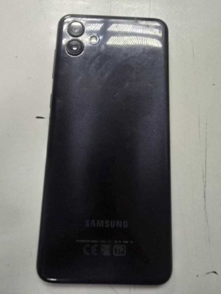 Оголошення Samsung galaxy a04 4/64gb Б/У