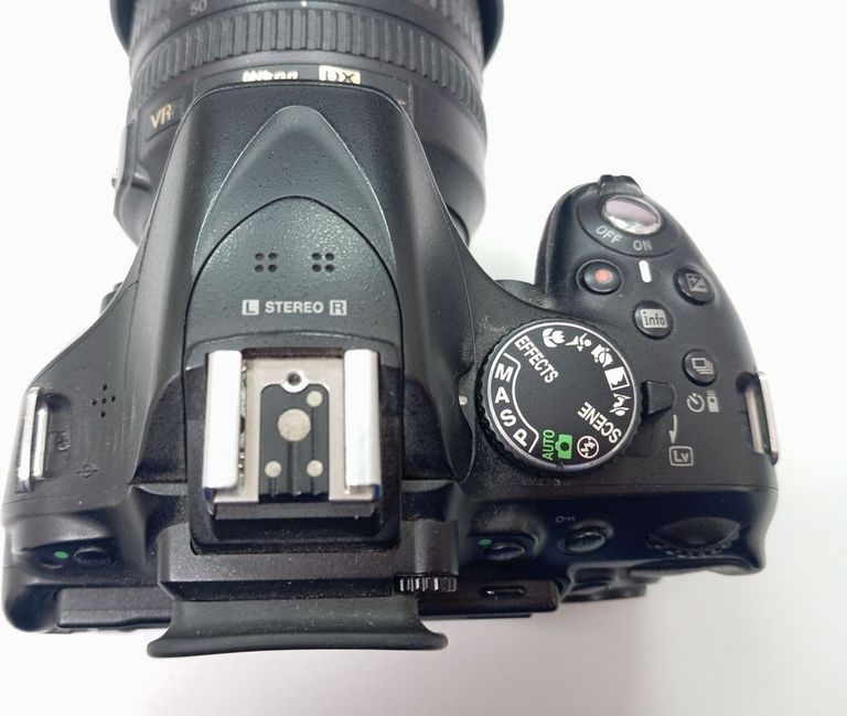 Оголошення Nikon d5200 kit af-s nikkor 18-105mm 1:3.5-5.6g ed Б/У