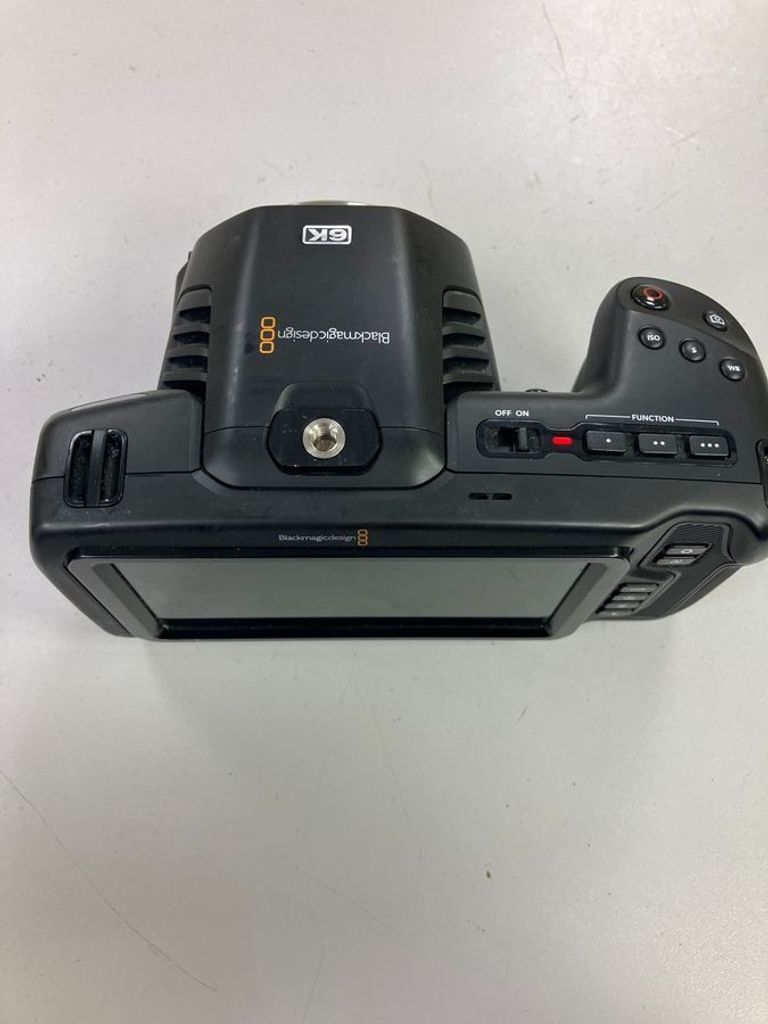 Оголошення Blackmagic design Pocket Cinema Camera 6K Pro (CINECAMPOCHDEF06P) Б/У