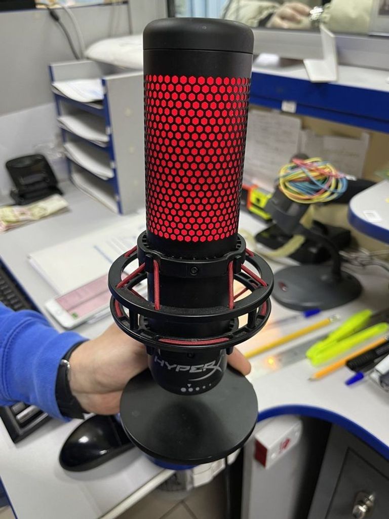 Оголошення Hyperx quadcast Б/У