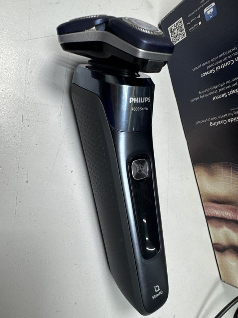 Купити Philips Shaver series 7000 S7882/55 Б/У