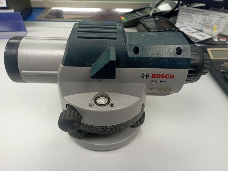 Розпродаж Bosch GOL 26 G Professional + BT 160 + GR 500 (061599400C), продавець Техноскарб