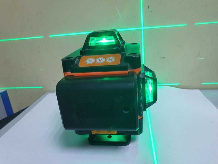 Оголошення Hilda 4d 16 ліній + набір Б/У