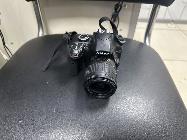 Купити Nikon d3300 / nikon af-p dx 18-55 1-3.5-5.6g Б/У