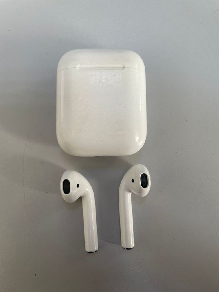 Оголошення Apple airpods 2nd generation a1602, a2031, a2032 Б/У