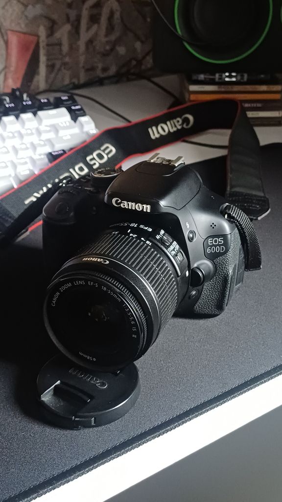 Купить Canon EOS 600D kit (18-55 mm) DC EF-S Б/У