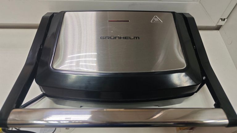 Купити Grunhelm G753 Б/У