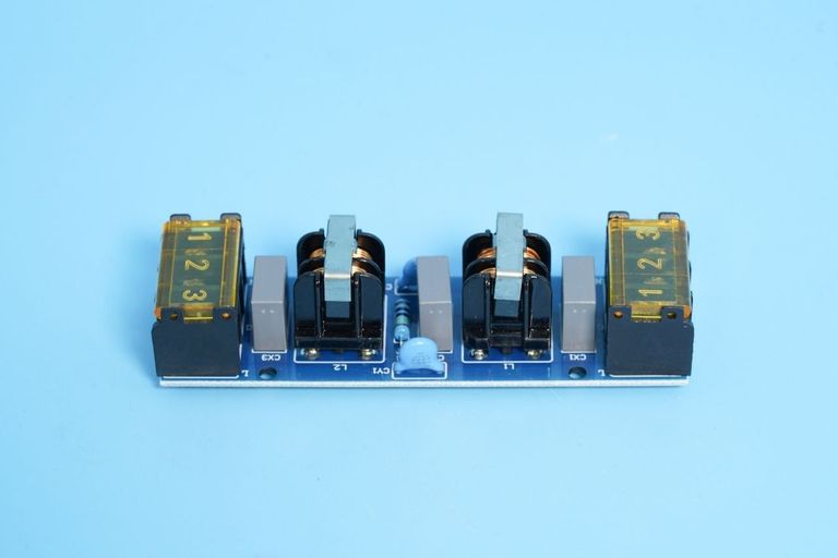 Объявление EMI 20А Б/У