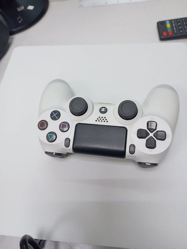 Купити Sony playstation 4 slim 500gb Б/У