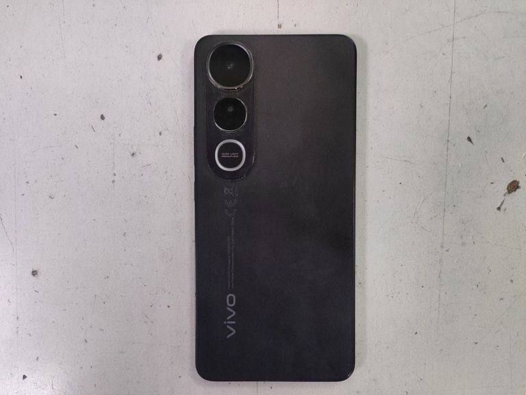 Купити Vivo v50 lite 5g 8/256gb Б/У