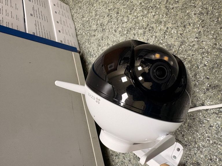 Дешиво Ezviz cs-c8c lite с ломбарда