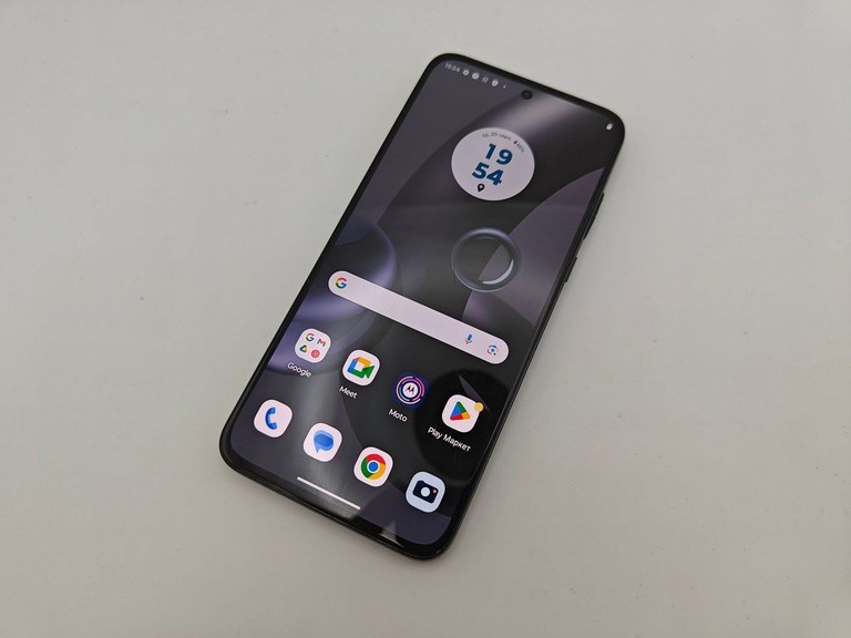 Объявление Motorola edge 30 neo 8/128gb Б/У