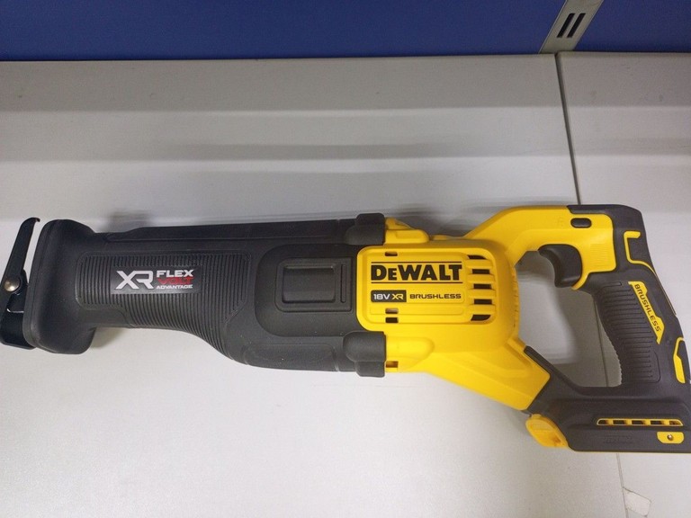 Объявление Dewalt DCS386T1 Б/У