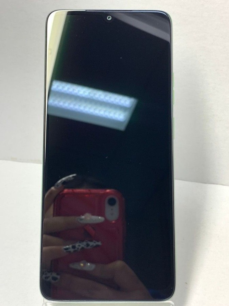 Дешево Motorola moto g06 4g 4/64gb tendril з ломбарду