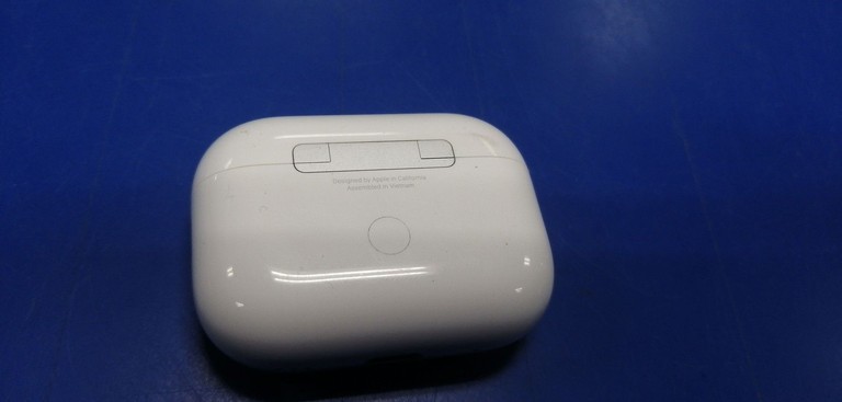 Apple airpods pro 2nd generation with magsafe charging case usb-c Код:01-200939235. Изображение 5