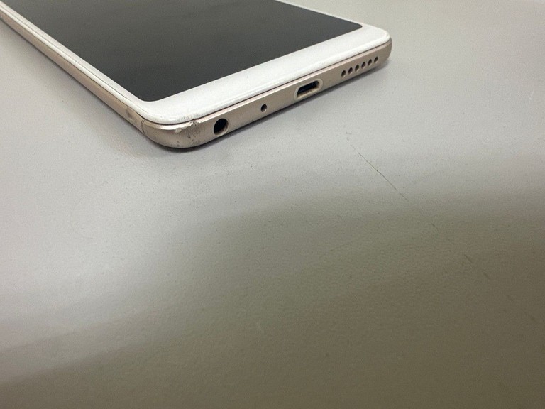 Распродажа Xiaomi Redmi Note 5 3/32GB Black, продавец Техноскарб